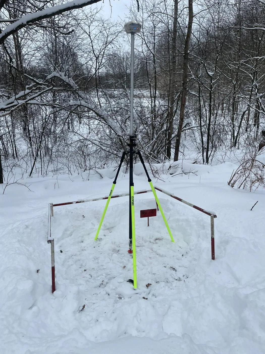 Static GNSS observations at a control network station